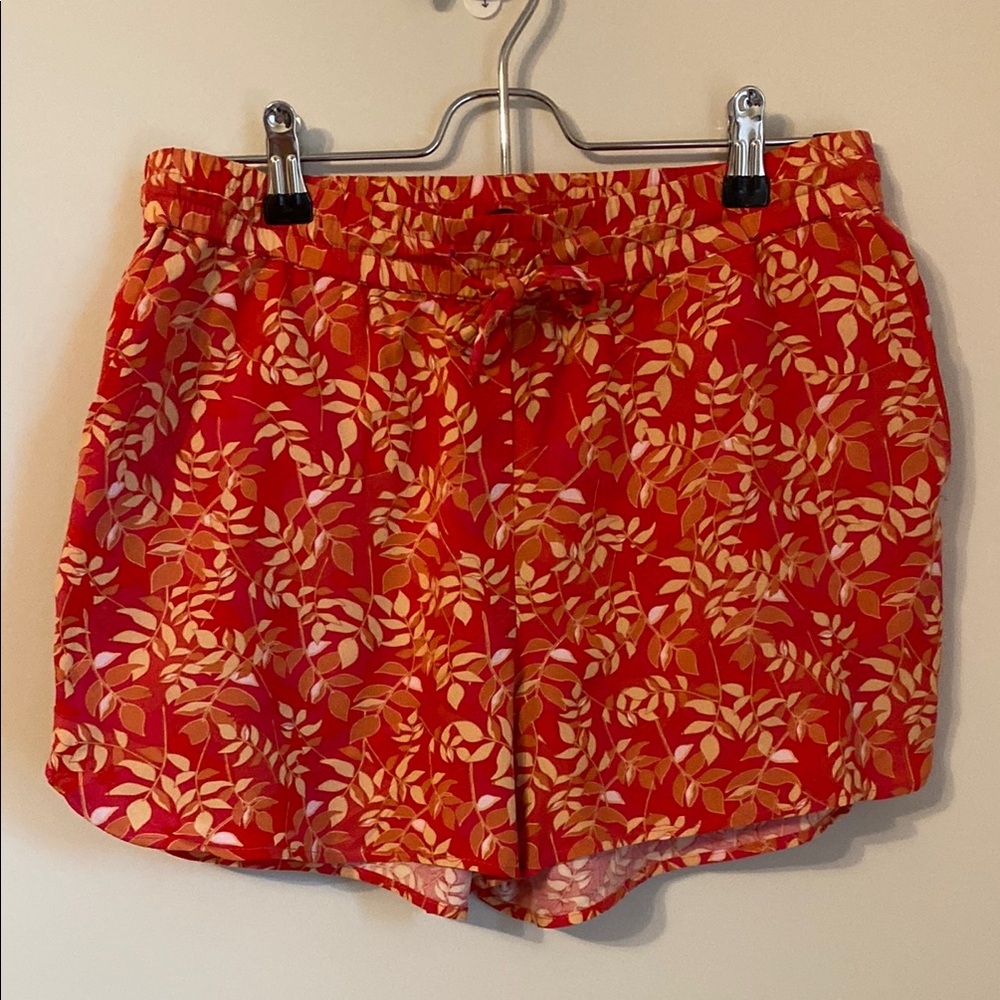 Vera Moda Floral Red Women's Shorts
